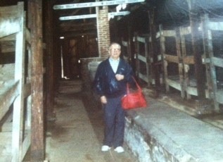 Pincus visiting the barracks where he was held - 1987